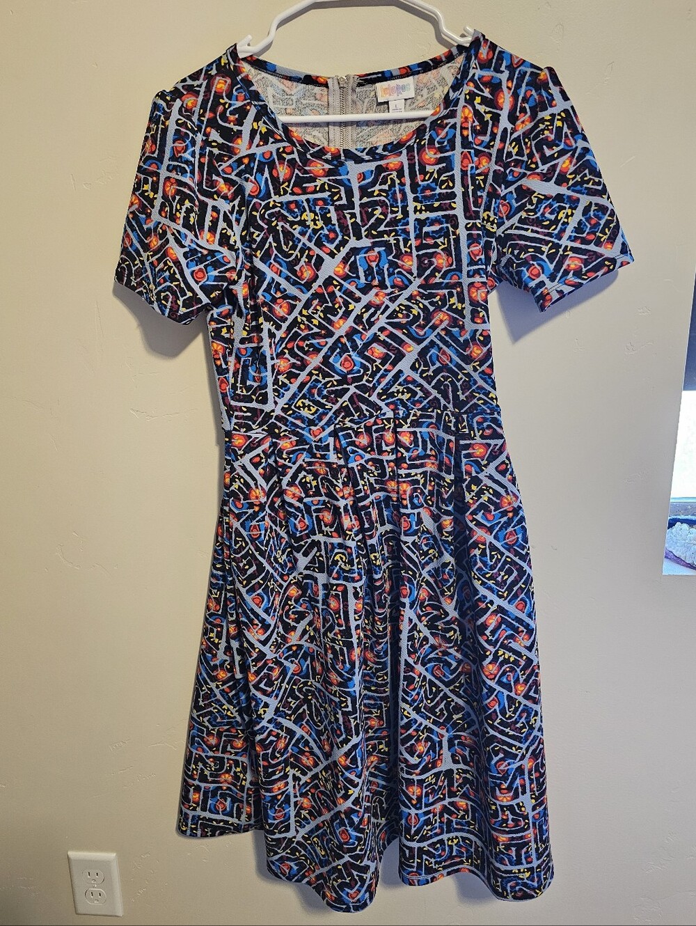 LuLaRoe Short Sleeve Scoop Neck Mini Dress in Black, Blue, Red